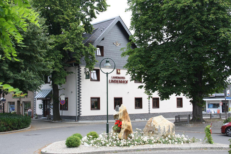 Landhotel Lindenhof Grevenbroich Exterior photo
